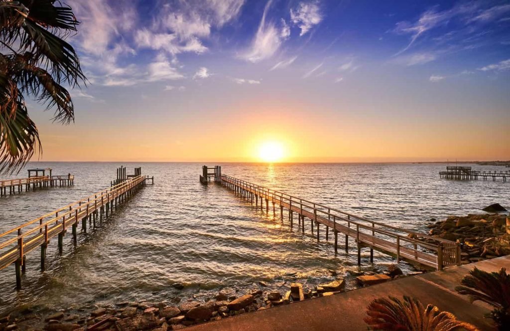 best places to retire in Texas
Galveston Bay
