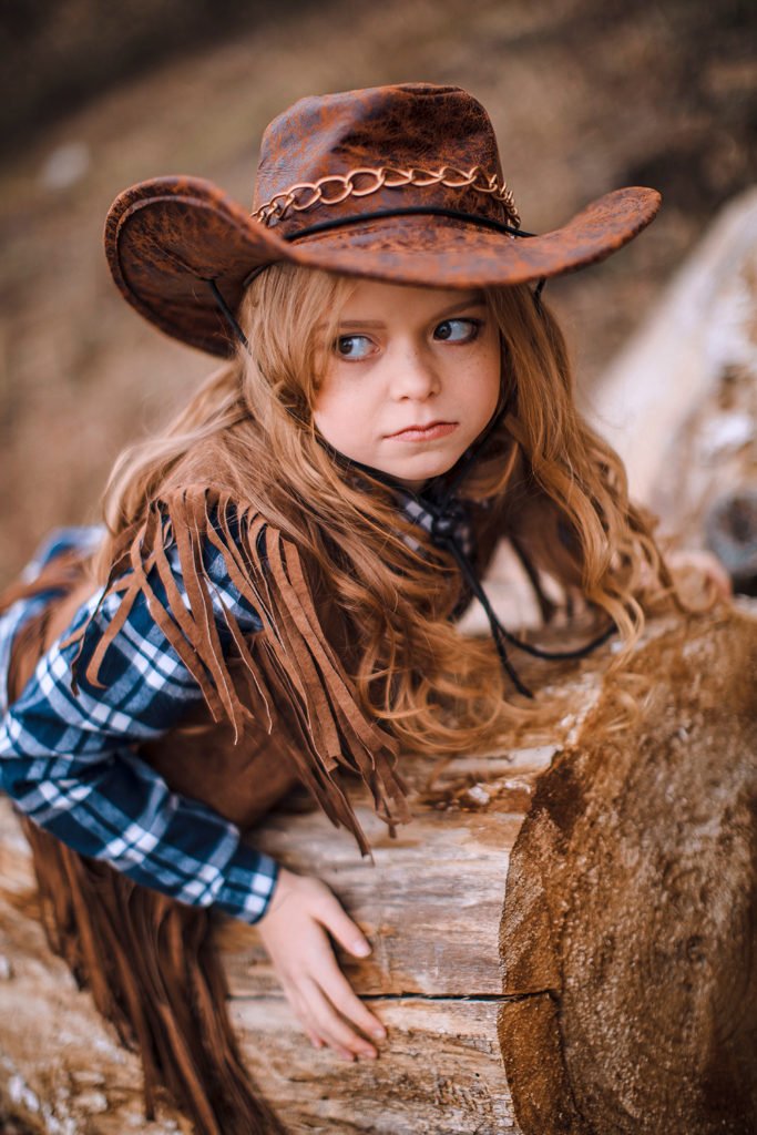 Lil Cowgirl, Lots of Style